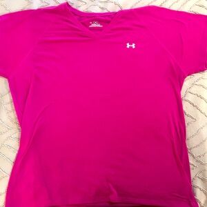 Under Armor women’s top Large